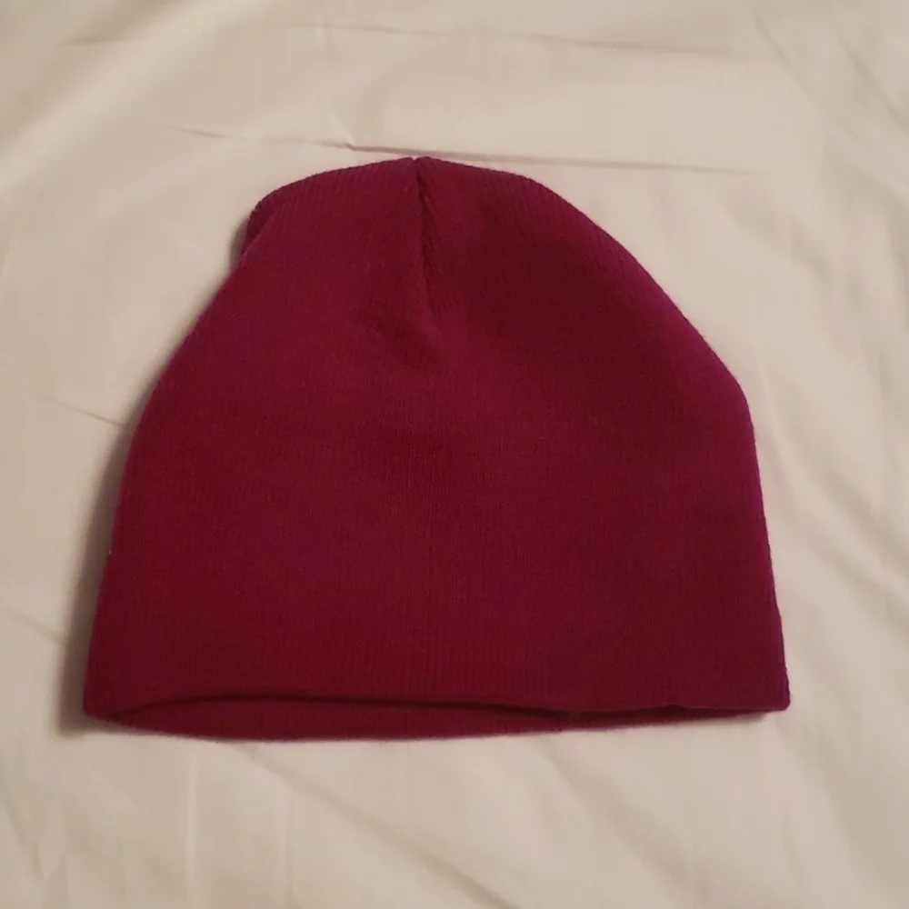 No Boundaries slouchy Y2K skater beanie cap